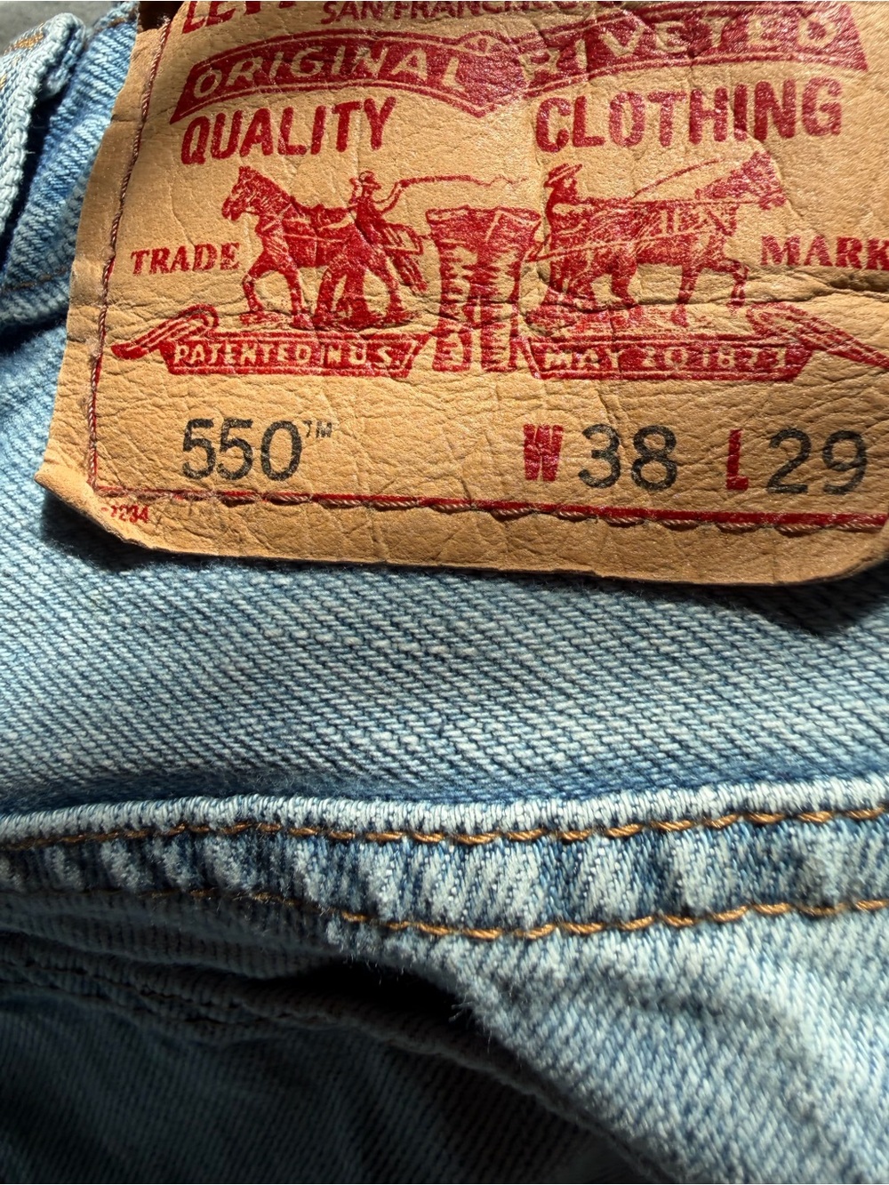 Levi's 550 Light Blue High-Rise Straight Jeans 38w x 29l